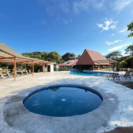 Nacazcol - Playas Del Coco Hotel Exterior photo
