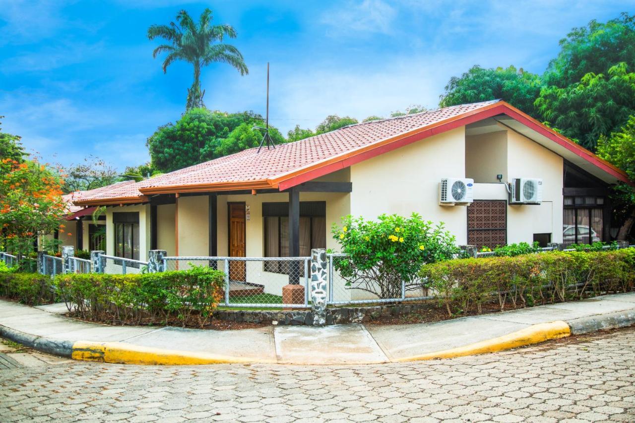 Nacazcol - Playas Del Coco Hotel Exterior photo